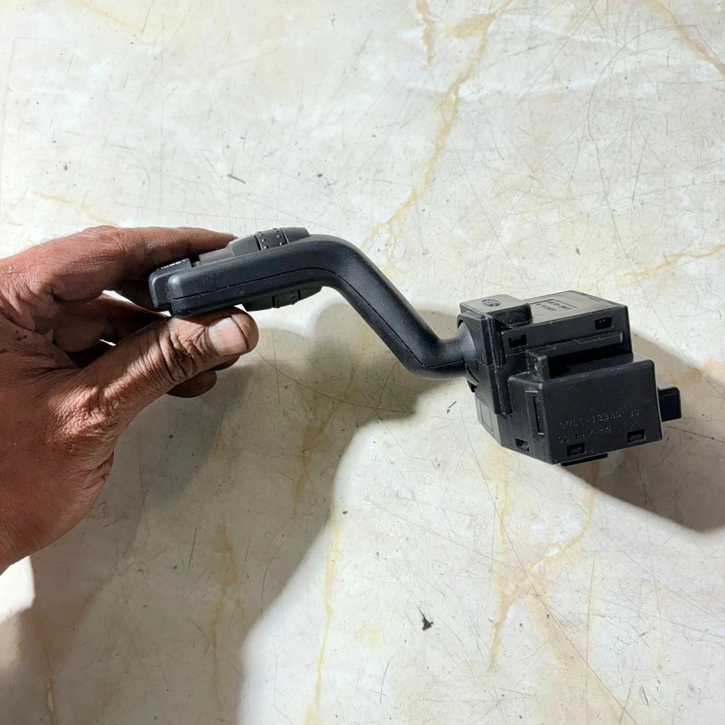 FORD FOCUS MK2 INDICATOR STALK 3M5T-13335-BC 2005-2010