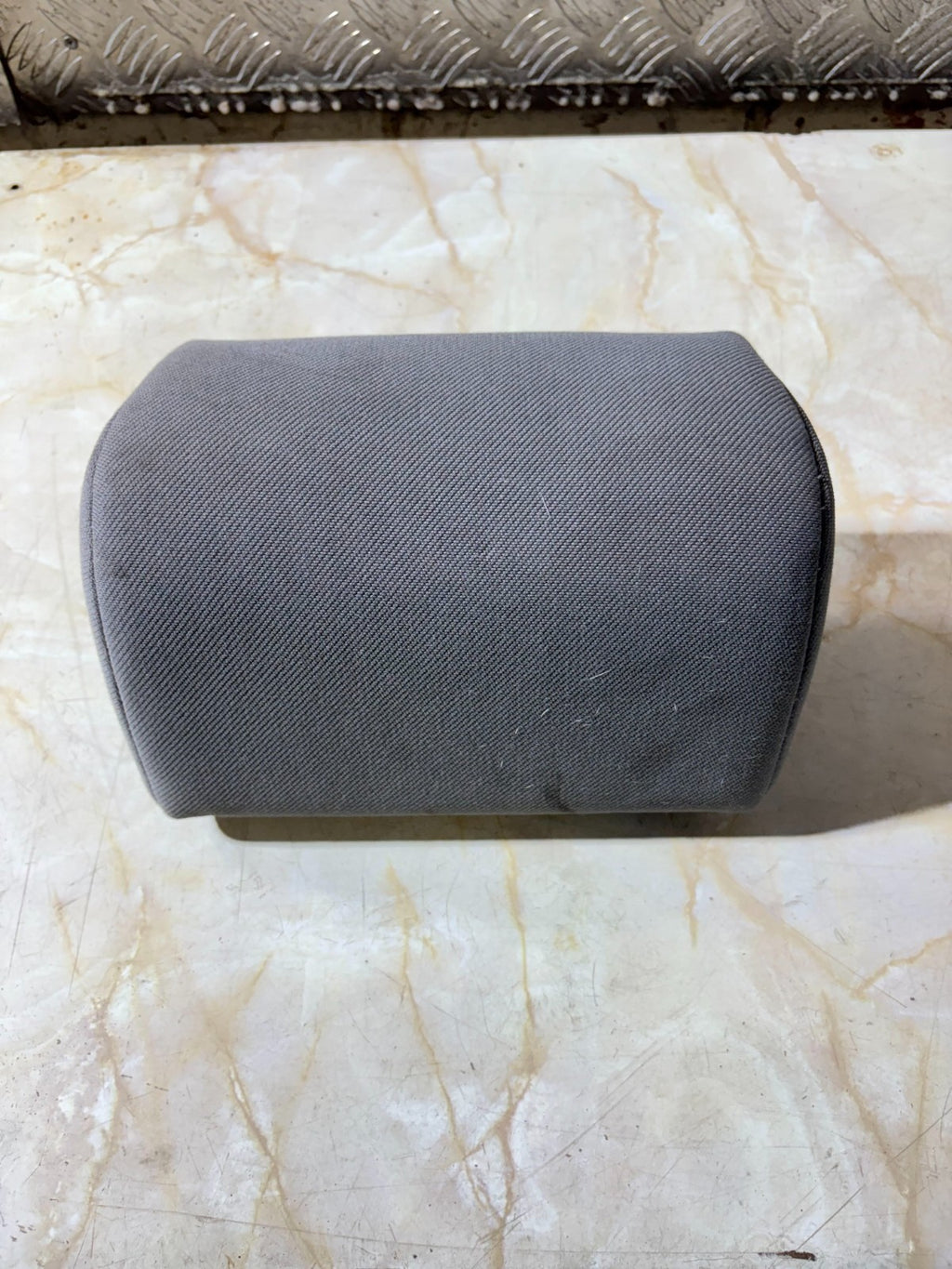 HYUNDAI GETZ REAR CLOTH HEAD REST MIDDLE