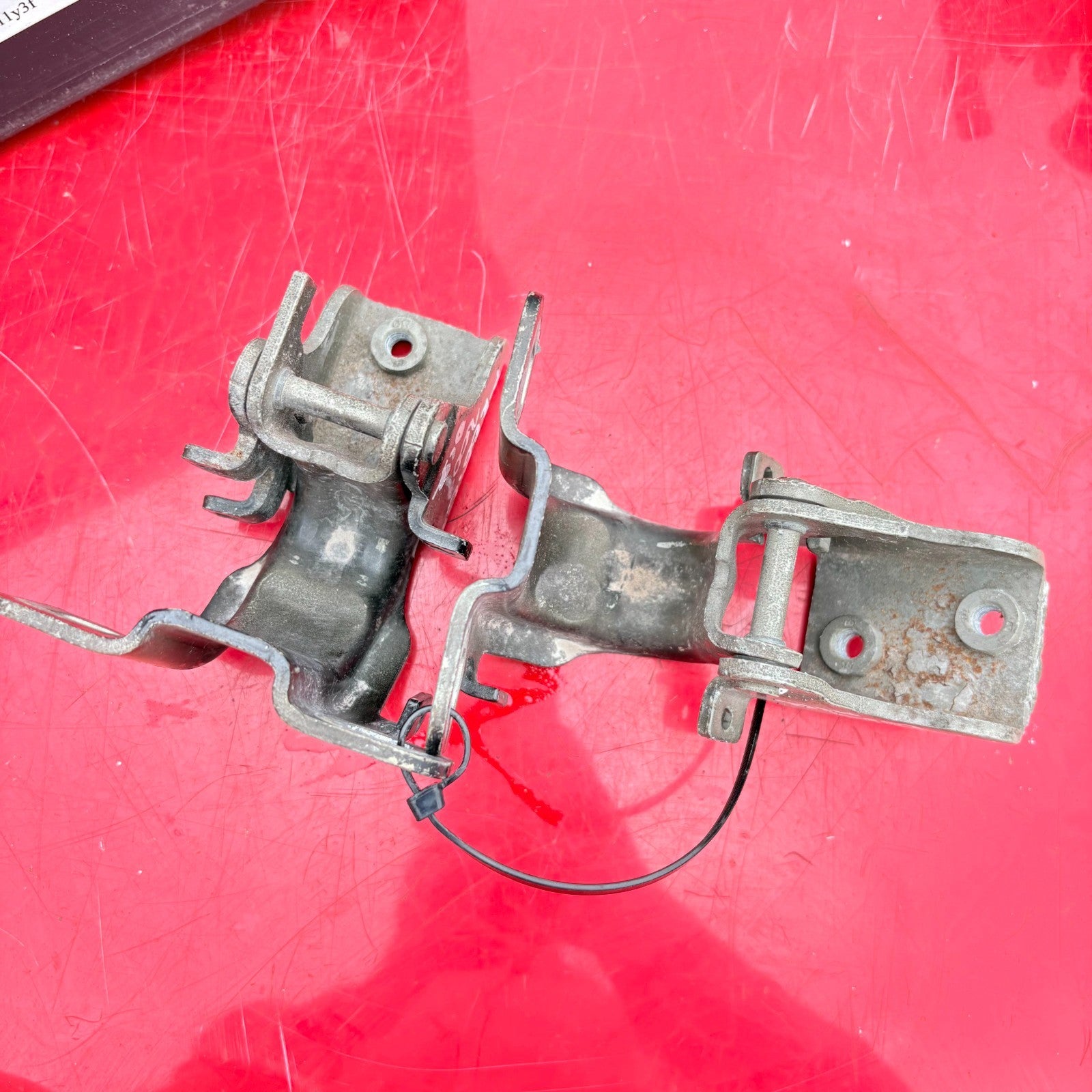 Door Hinges Passenger Rear/Driver Rear for Range Rover Freelander