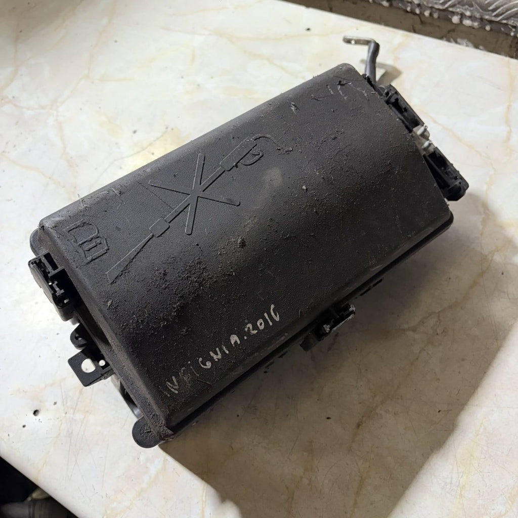 2016 VAUXHALL INSIGNIA 2.0 DIESEL ENGINE BAY FUSE BOX 13253551-02