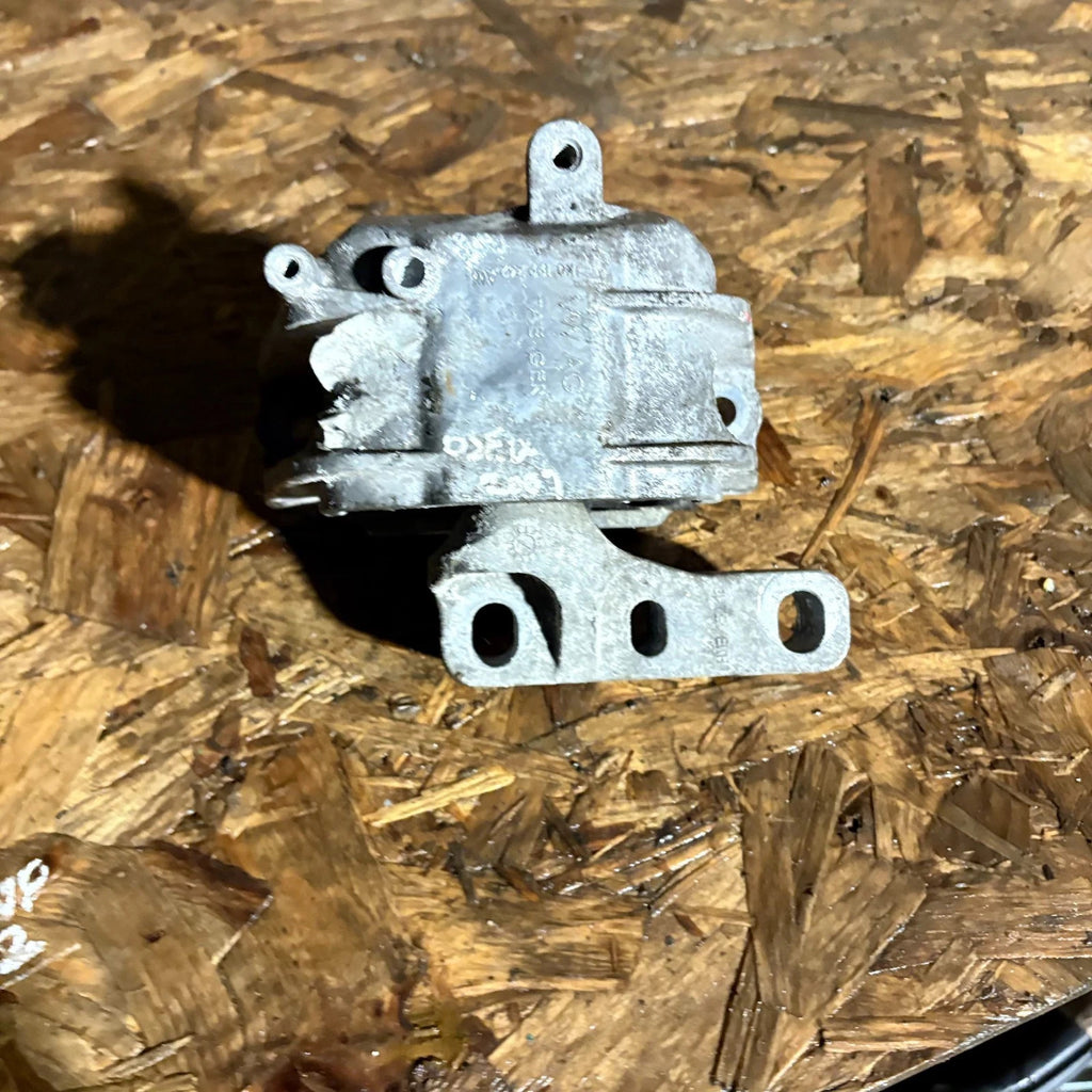 2008 VW Scirocco - Engine Mount - 1K0 199 262