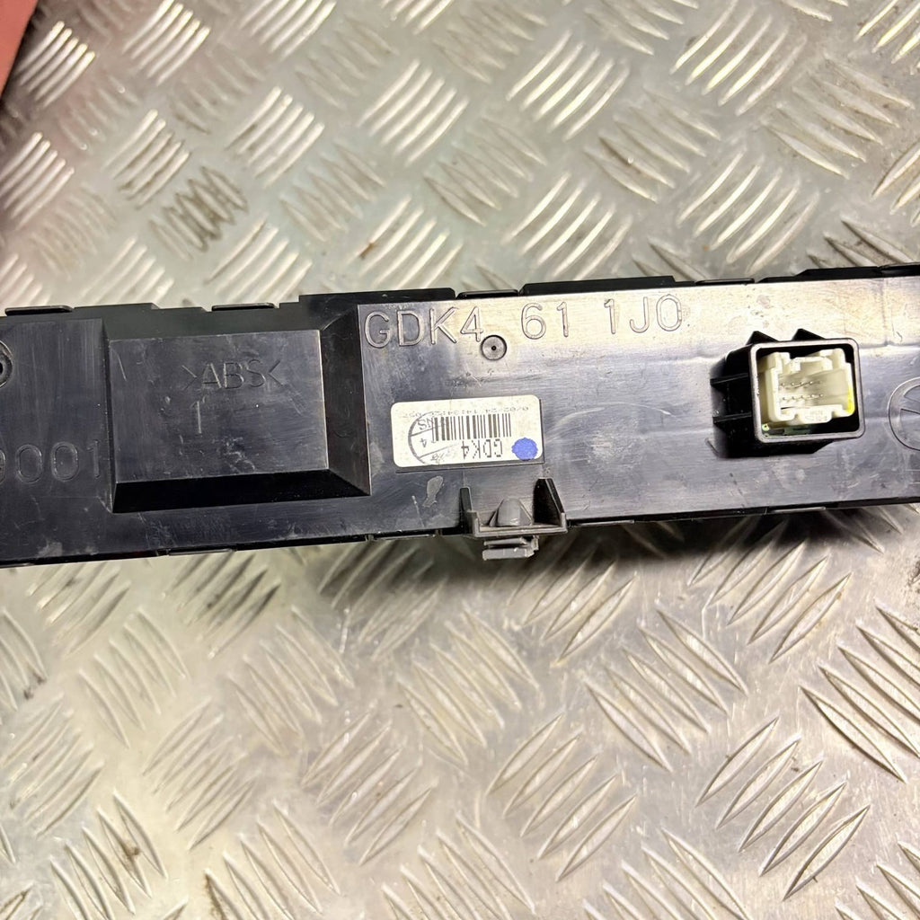Mazda 6 GH MK2 2.2 Diesel Info Dashboard Display Screen GDK4611J0