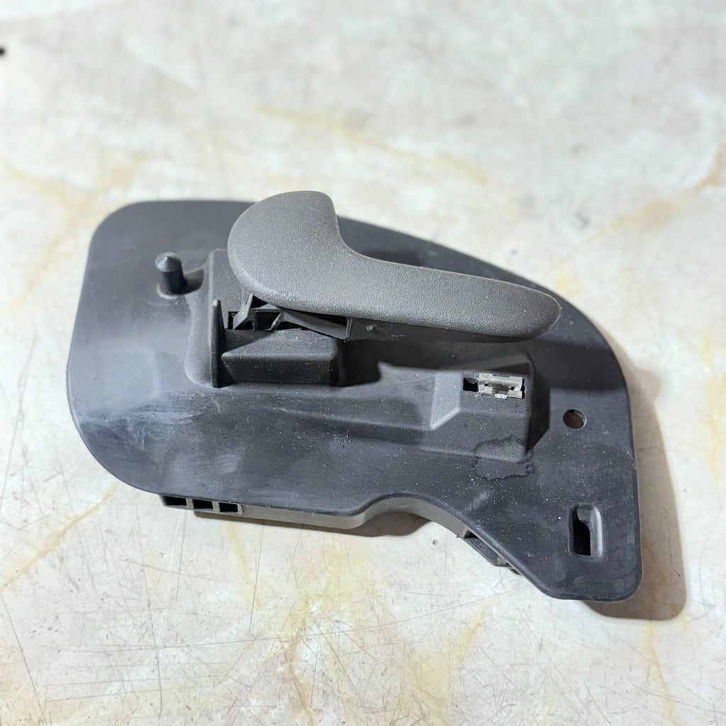 VAUXHALL CORSA 2007-2014 INTERIOR DOOR HANDLE FRONT LEFT PASSENGER SIDE 13110956