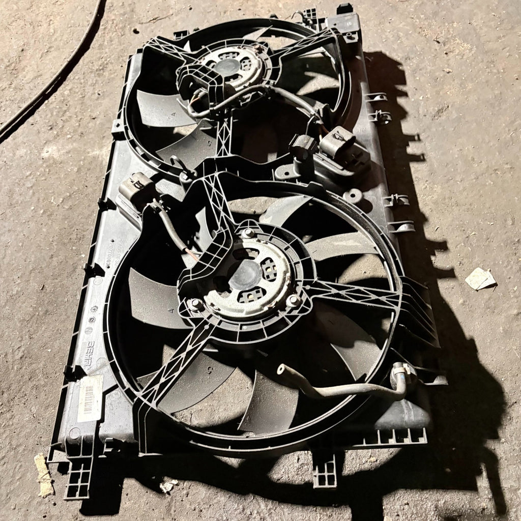 2011 VAUXHALL INSIGNIA ENGINE COOLING RADIATOR FAN P0270003