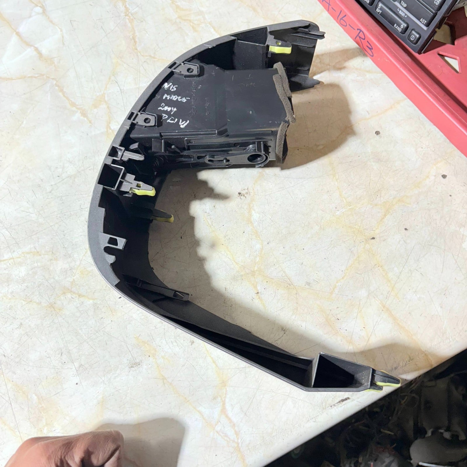 TOYOTA PRIUS DASHBOARD AIR VENT PASSENGER SIDE 1997-2003