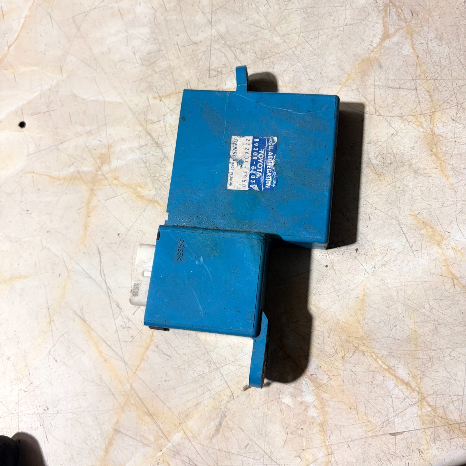 Toyota Yaris Mk2 XP90 SR Body Control Module BCM 232600-0050 2005-2011