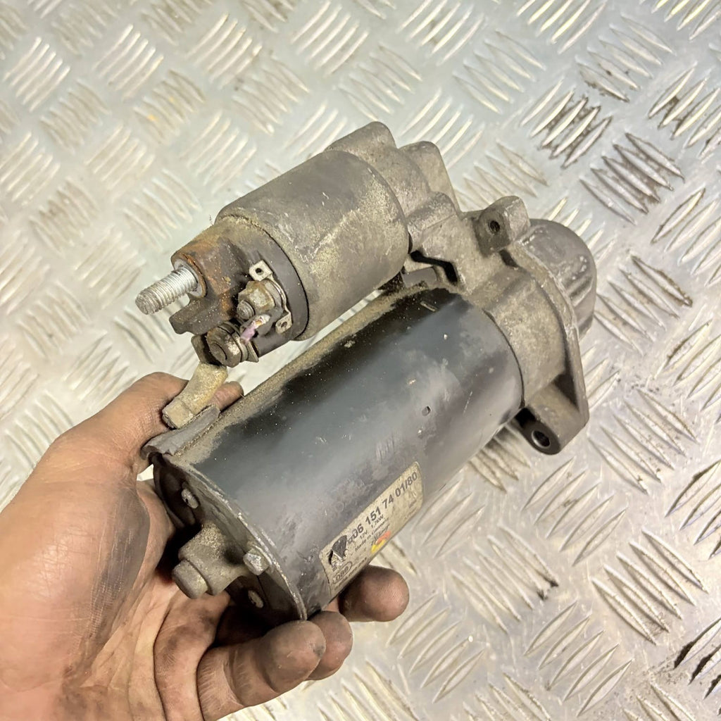 Mercedes E Class W211 E200 E220 CDI Starter Motor 2003-2009 0061517401 Bosch