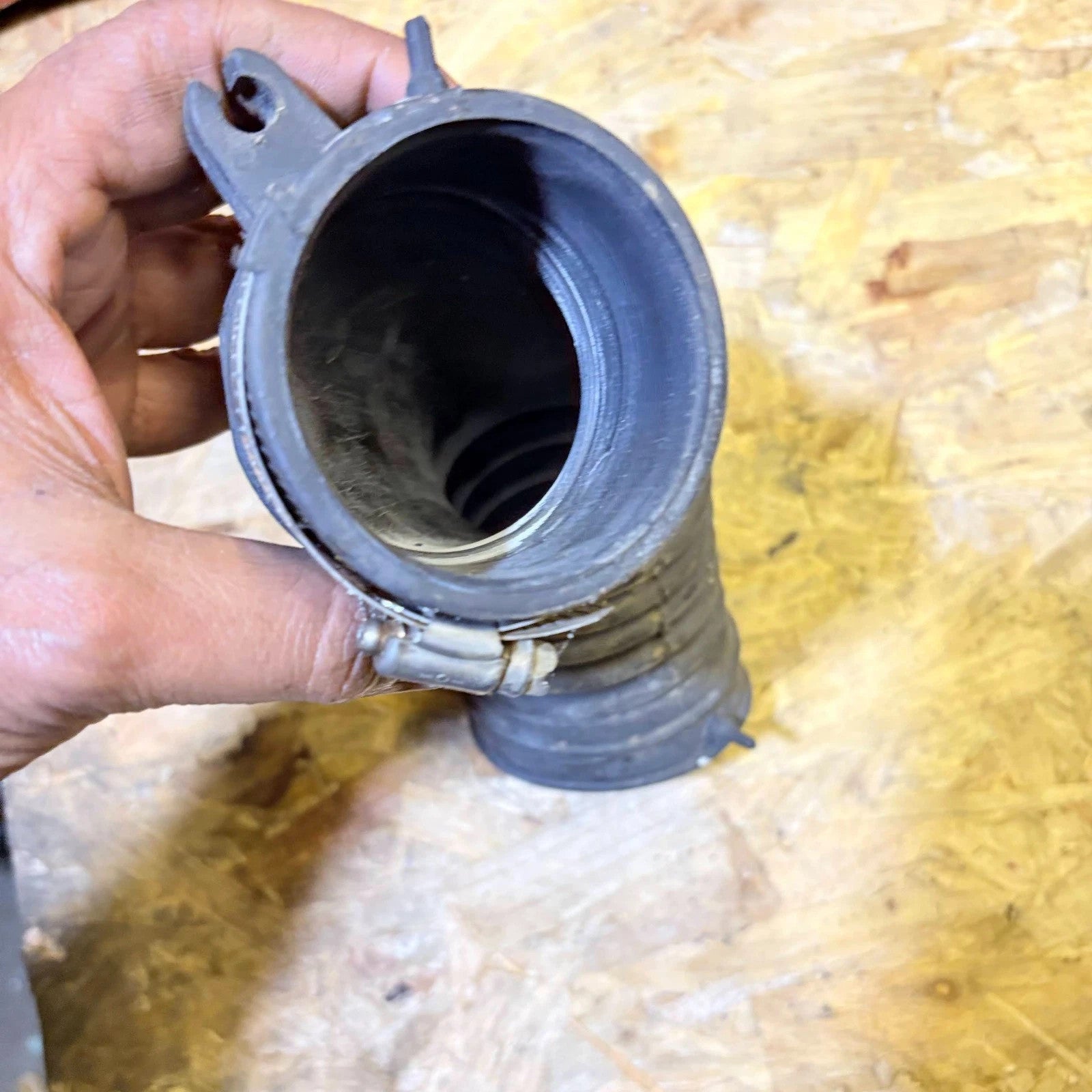 Nissan Juke 2015 Air Intake Hose Pipe