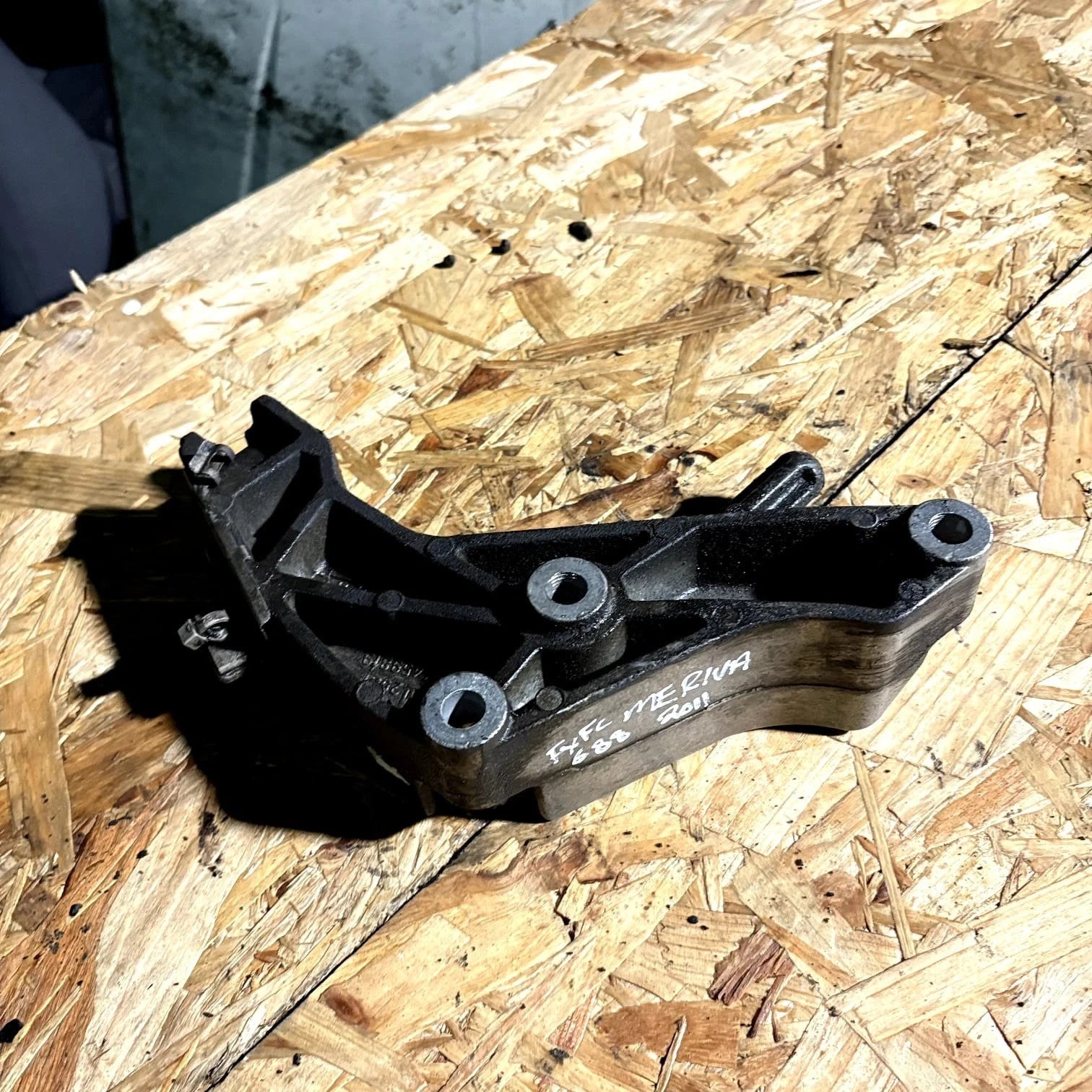 2011OPEL MERIVA B Gearbox Mount Bracket 2581 24459819 1.60 Diesel 100kw 27247791