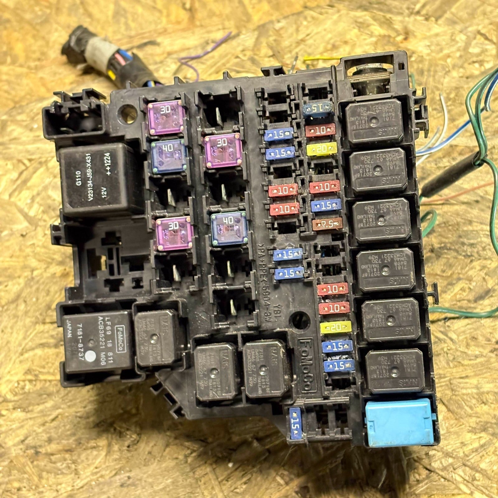Mazda 2 Mk2 DE 2008-2013 Under Bonnet Engine Bay Fuse & Relay Box 5904-3W