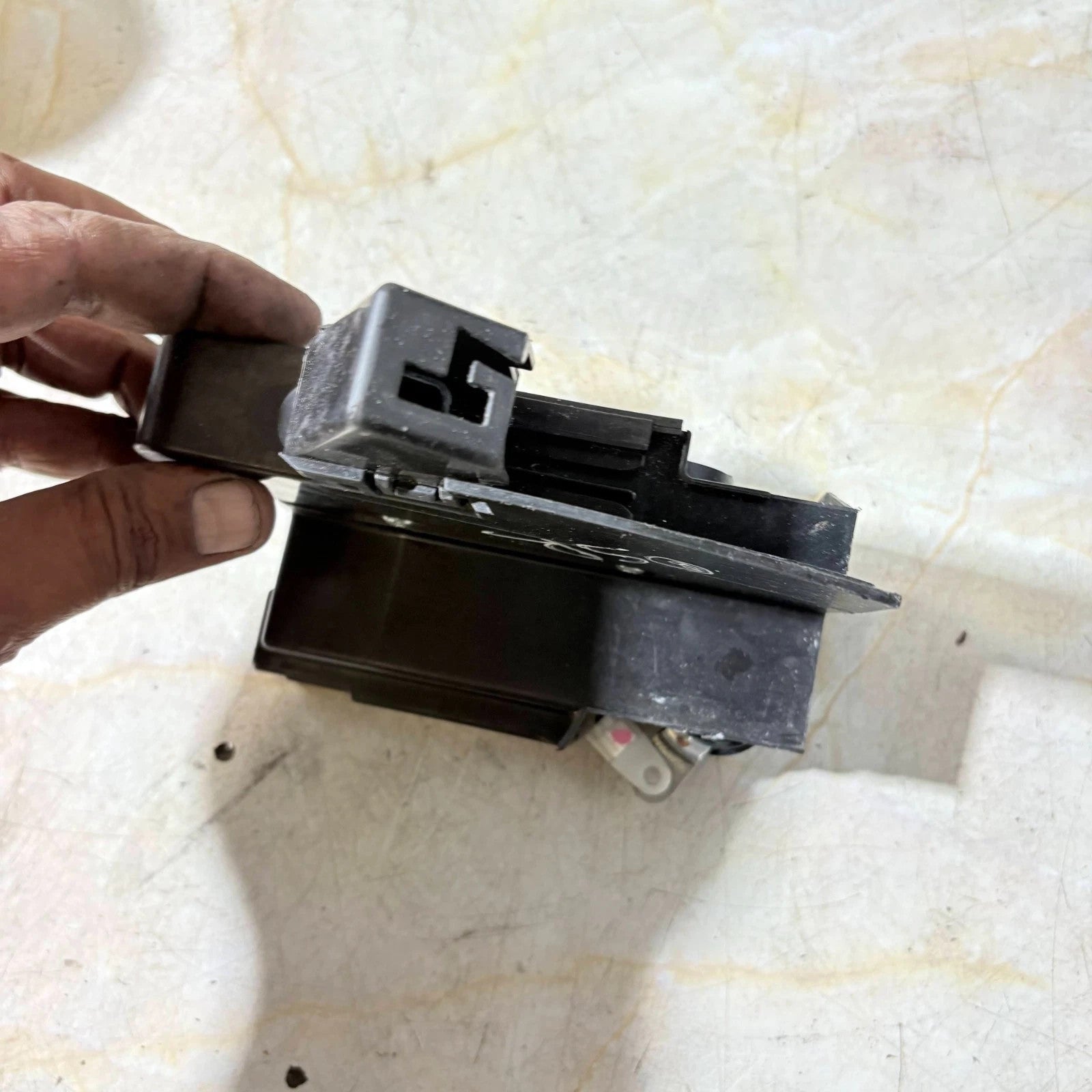 Dacia Logan Drivers Rear Side Door Lock 2004-2012