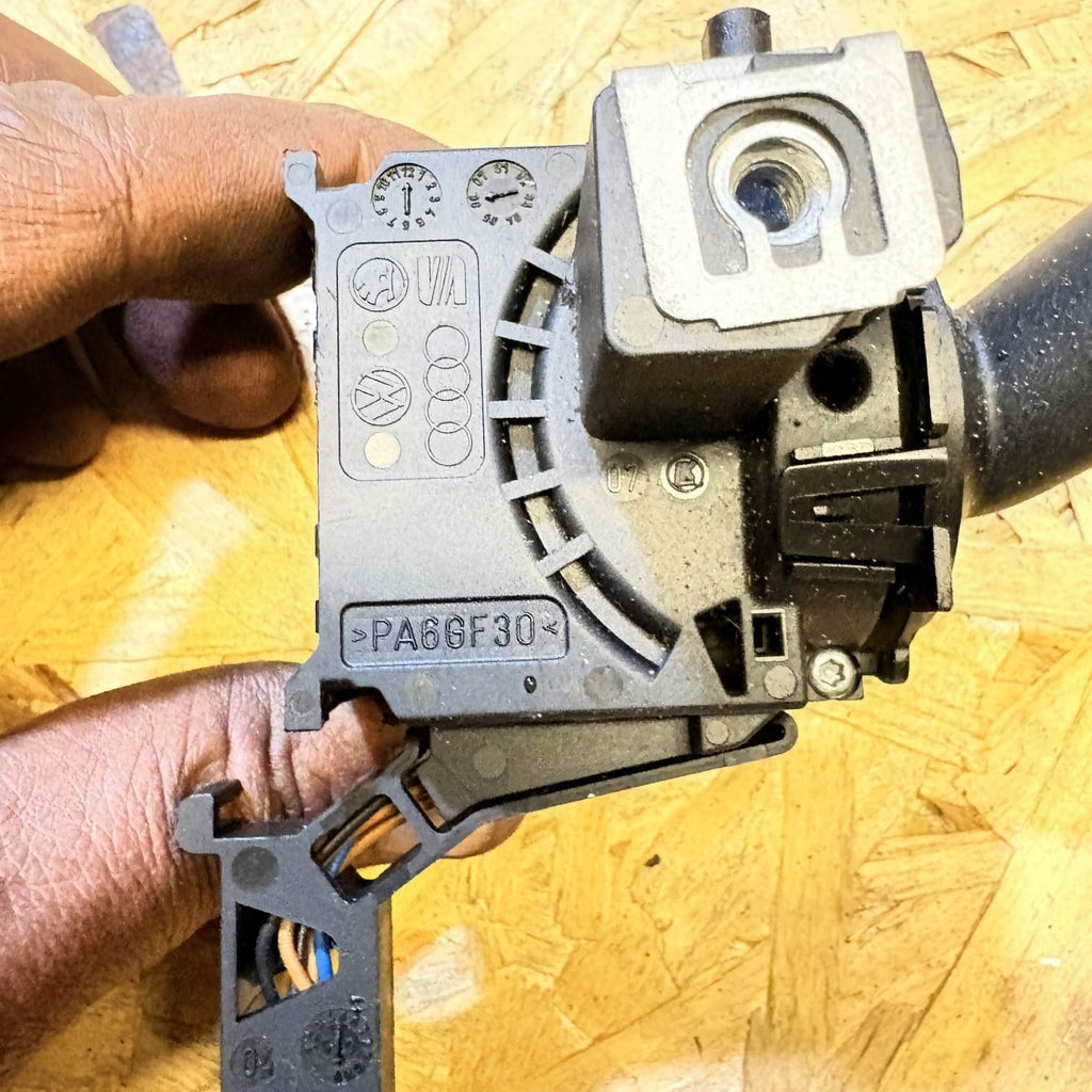 Audi A3 8P Steering Column Wiper Stalk Control Unit Switch 1K0953519A 2007