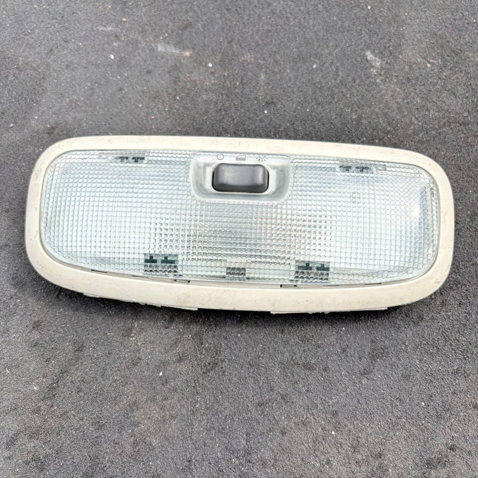 Land Rover Freelander 2 L359 Rear Roof Light LR000254 3S7A13776AB 2006-2014
