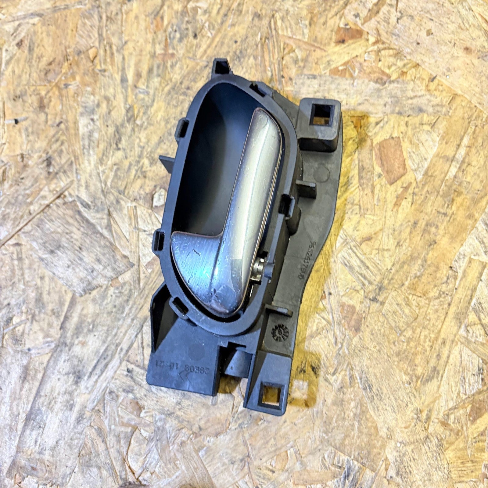 PEUGEOT 407 2008 Rear Left Inner Opening Handle 100187387
