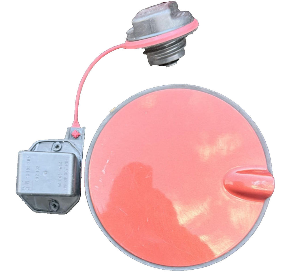 Vauxhall Corsa E 2014-2019 Fuel Filler Flap Cover + Cap Phantom Red Z3F 13183306