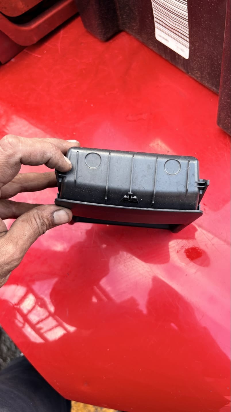 VOLKSWAGEN SCIROCCO 2008-2017 CENTRE CONSOLE CUBBY TRAY 1K5863383C