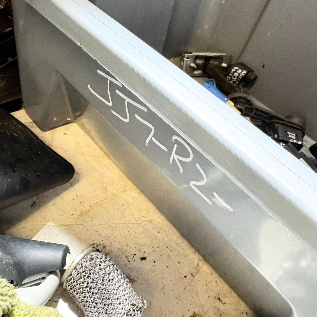 “Jaguar XF 2009–2014 Rear Right C-Pillar Impact Crash Sensor ” ✅