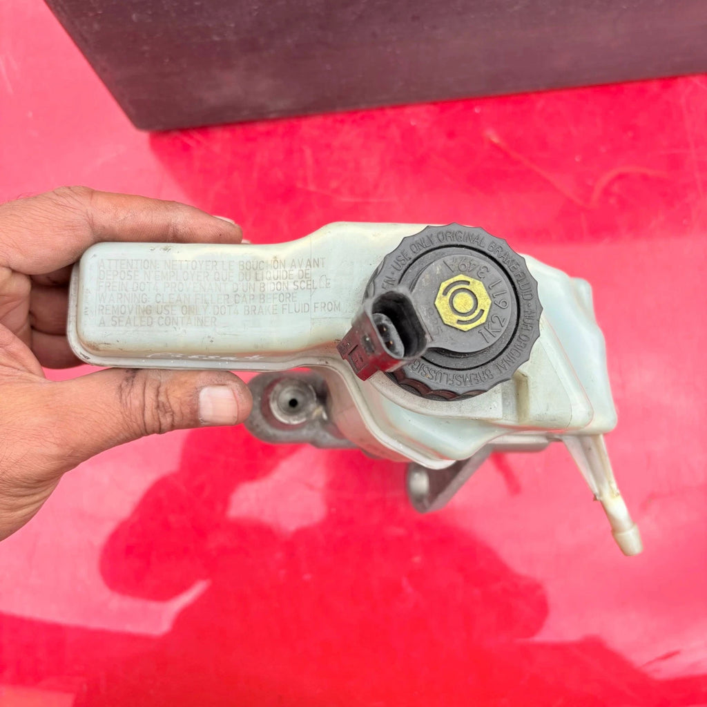 VW Passat Brake Master Cylinder 3C2611301
