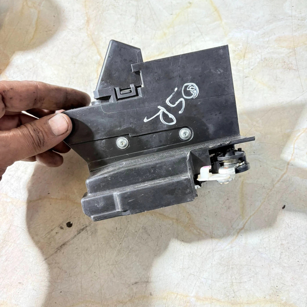 Dacia Logan Drivers Rear Side Door Lock 2004-2012