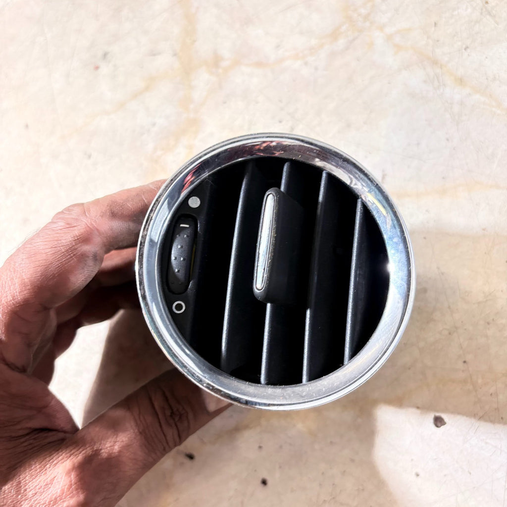 Fiat 500 Dashboard Vent Passenger Front Left Side 226543 2013