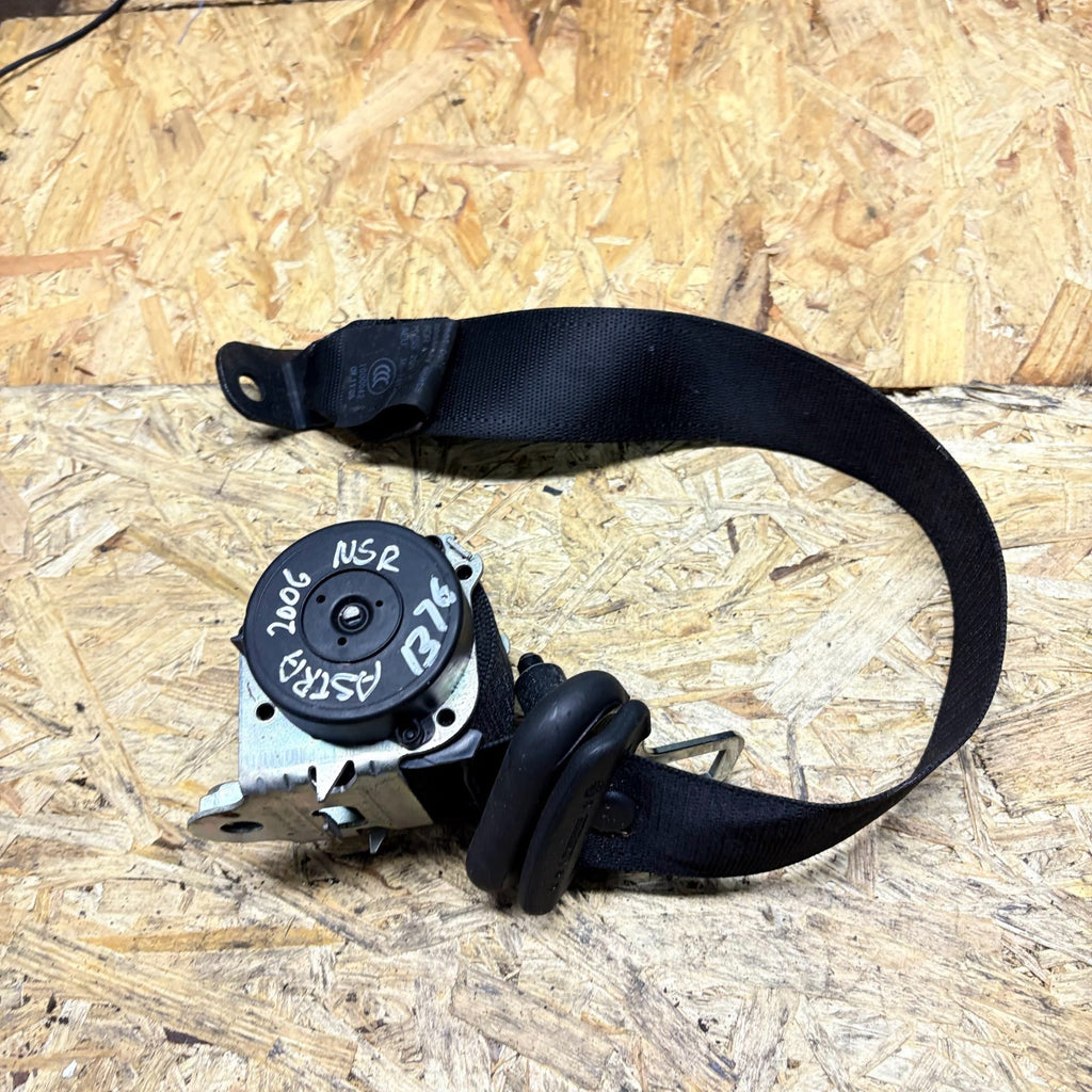 2004-2013 VAUXHALL ASTRA PASSENGER REAR LEFT SEAT BELT 602143000