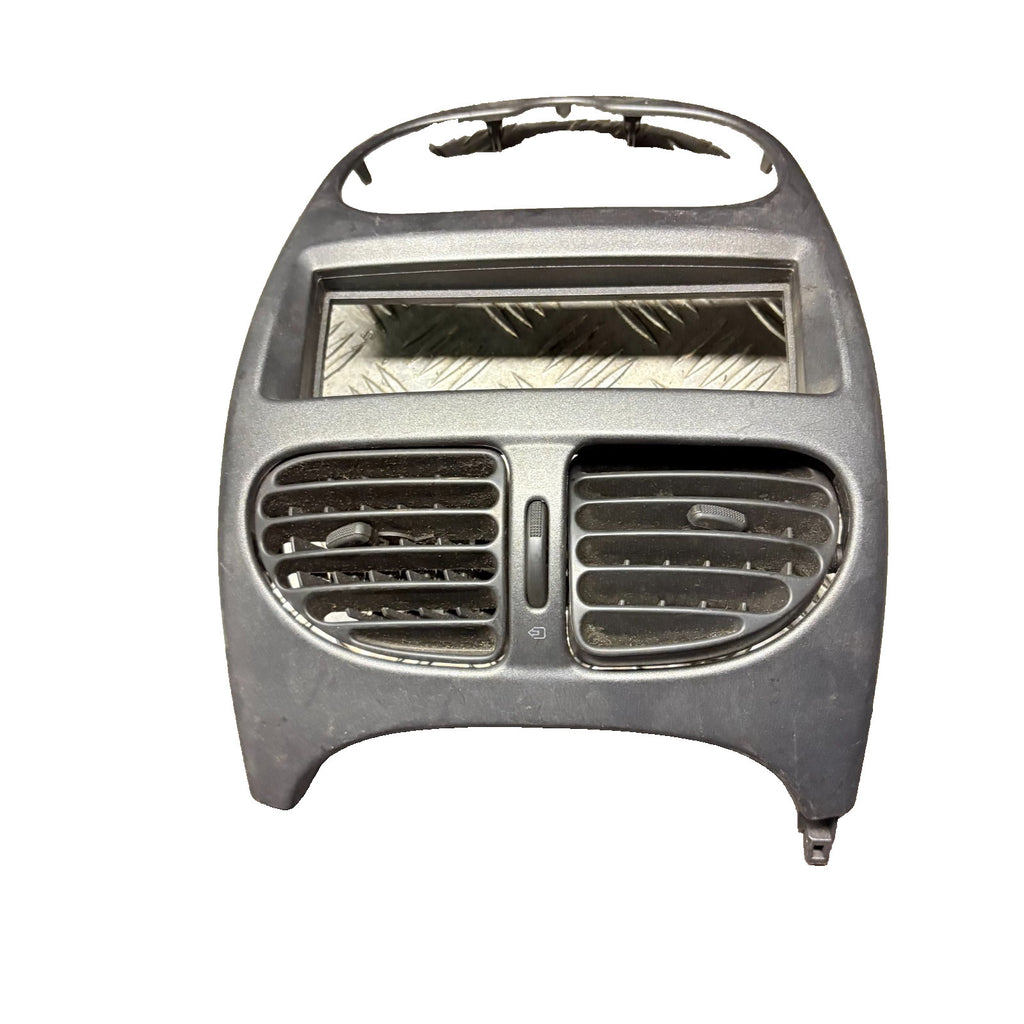 Peugeot 206 Centre Air Vents Radio Surround Trim Console Fascia 1998-2006
