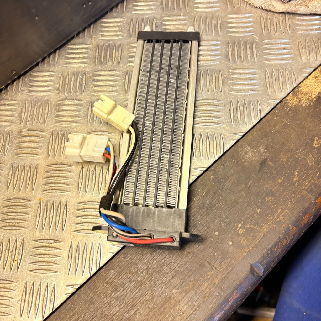 Mitsubishi Lancer 2007-2015 Outlander 2006-2013 PTC Heater CSA541A003