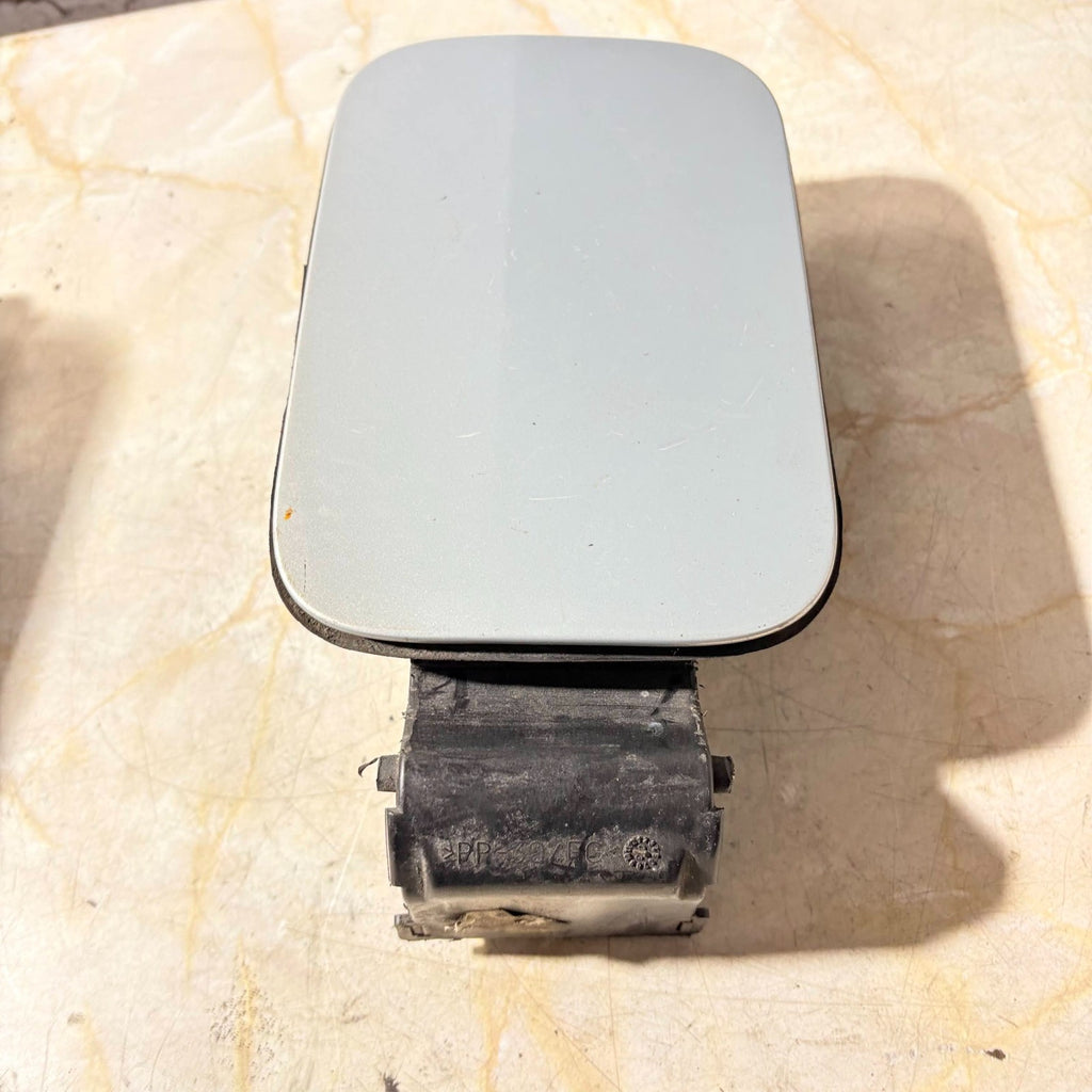 Renault Scenic 2004 Fuel Cap Tank Flap Tank Cap 8200139543