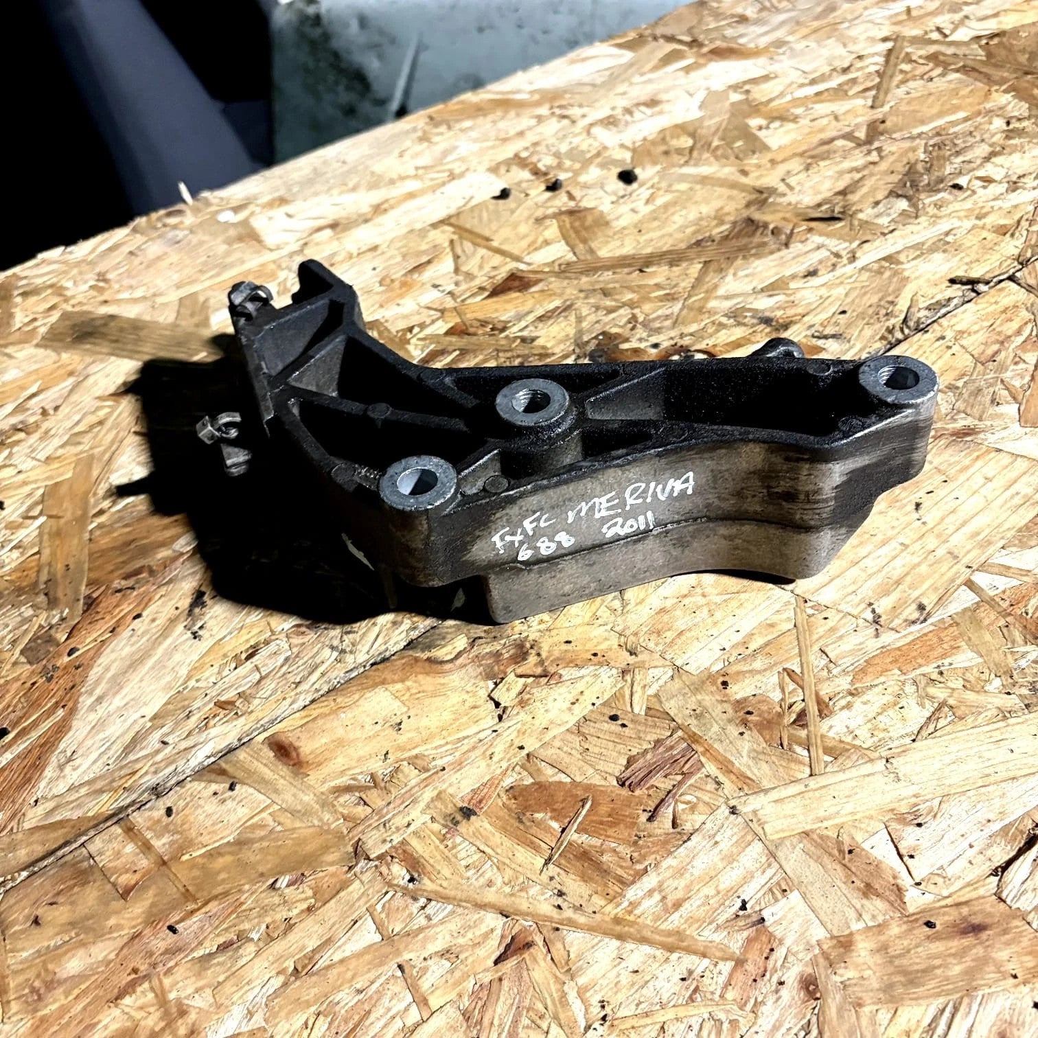 2011OPEL MERIVA B Gearbox Mount Bracket 2581 24459819 1.60 Diesel 100kw 27247791
