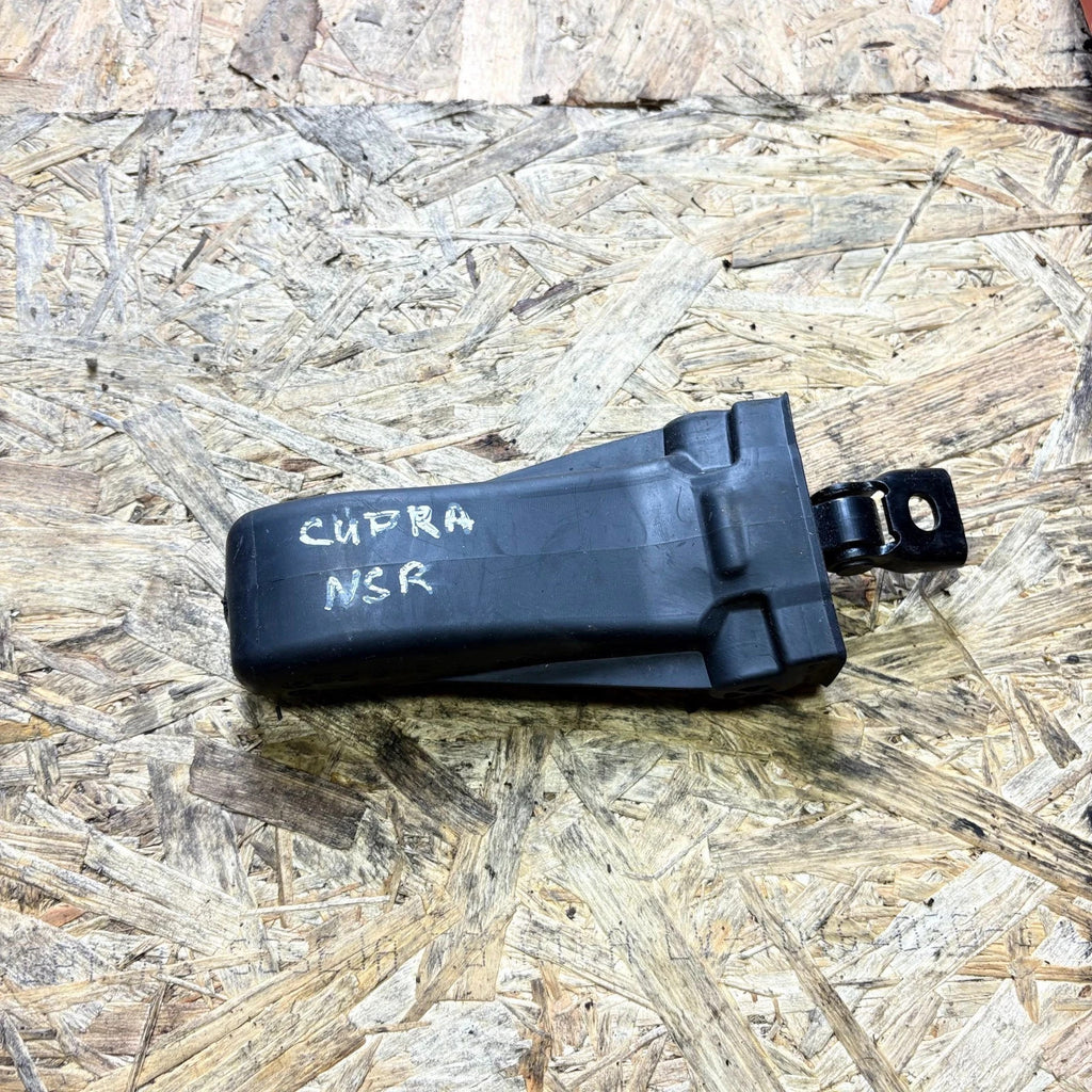 CUPRA FORMENTOR 2020-ON Rear Left Door Check Strap Stopper 5FF839267