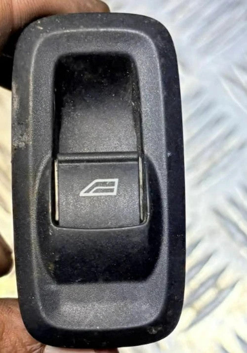 Power Window Control Switch 8A6T14529AA Replacement For Fiesta VI 1.25 2010