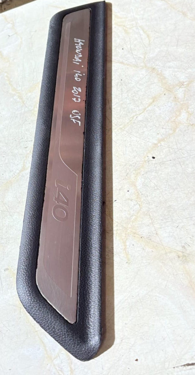 HYUNDAI I40 DOOR SILL STEP COVER TRIM DRIVER FRONT SIDE 2017 85873-3Z100