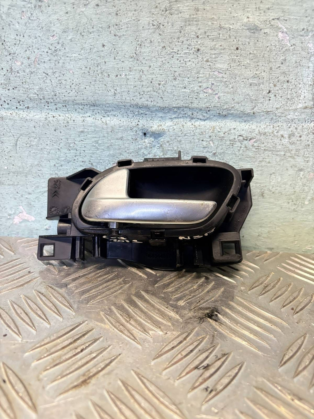 CITROEN DS3 INTERIOR DOOR RELEASE PULL HANDLE N/S/F PASSENGER LEFT 2009-2016