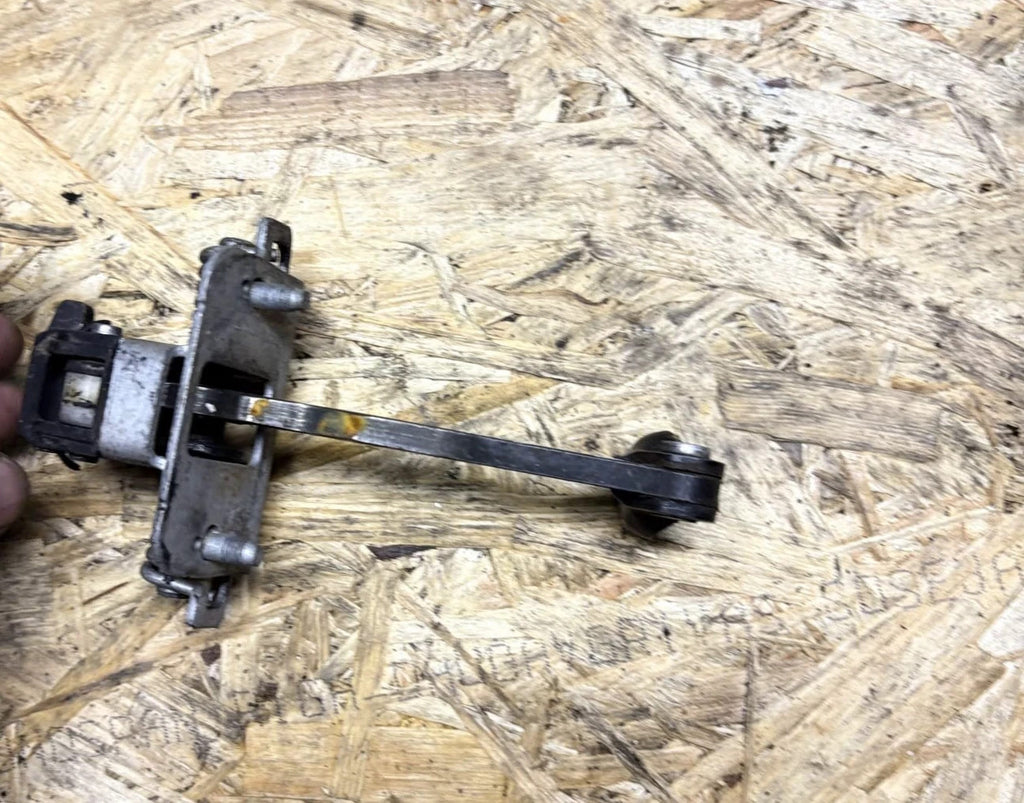 Citroen C4 2008-2010 Front Right Door Check Strap Door Stop OSF