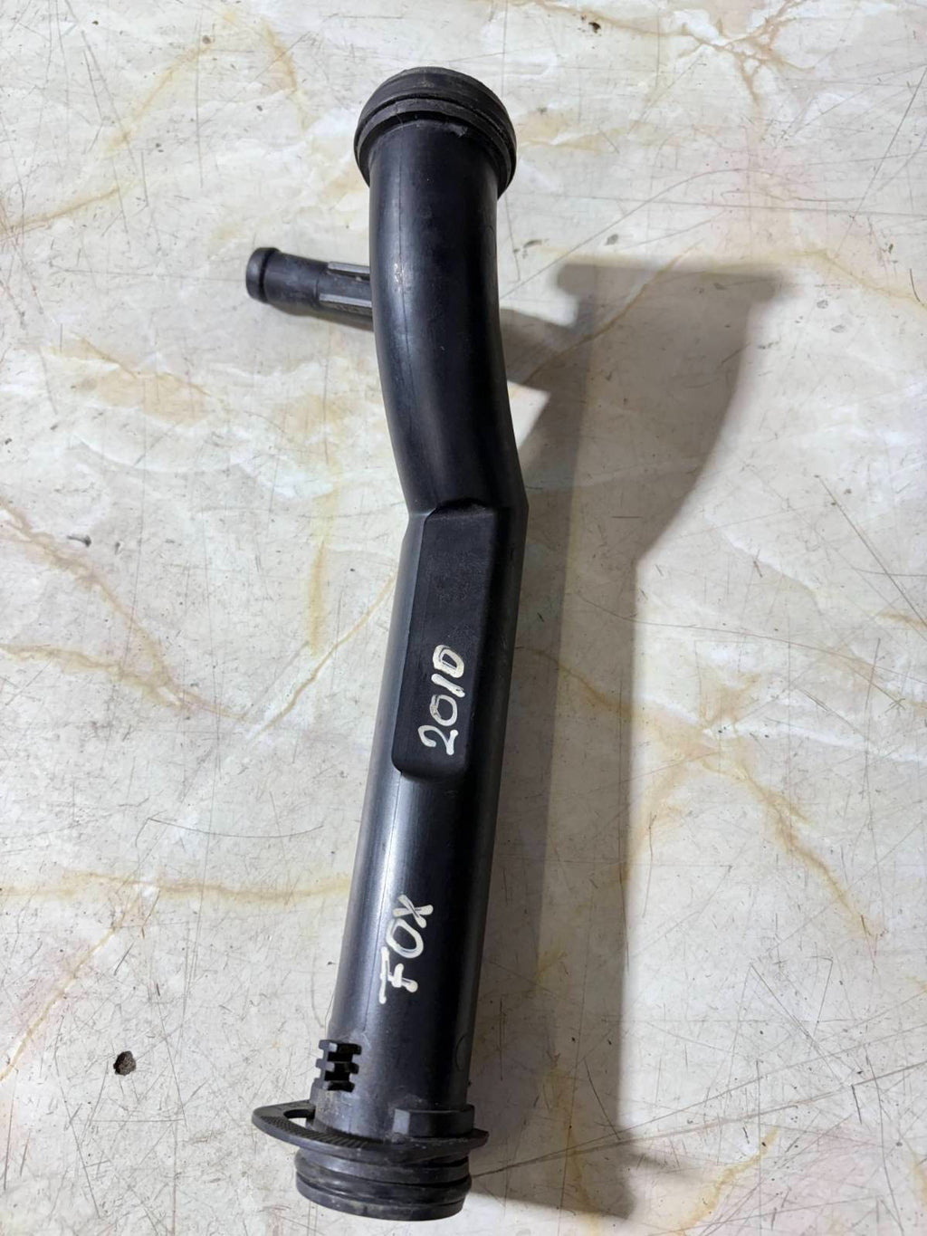 vb8cz Radiator Hose (Water Hose) for Volkswagen Fox 036 121 142