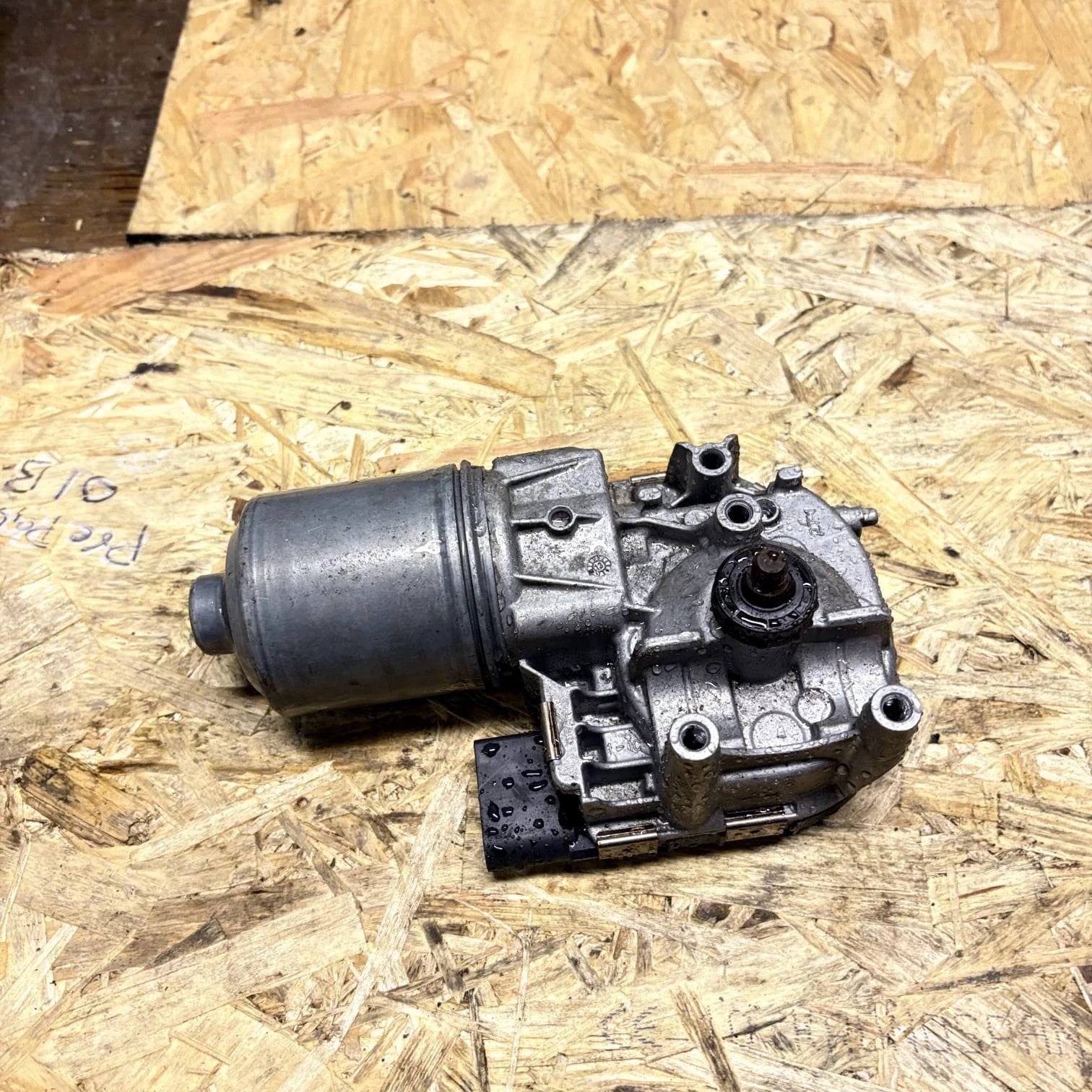 Volvo V40 2013 Front Wiper Motor 1137328851 !!! #1