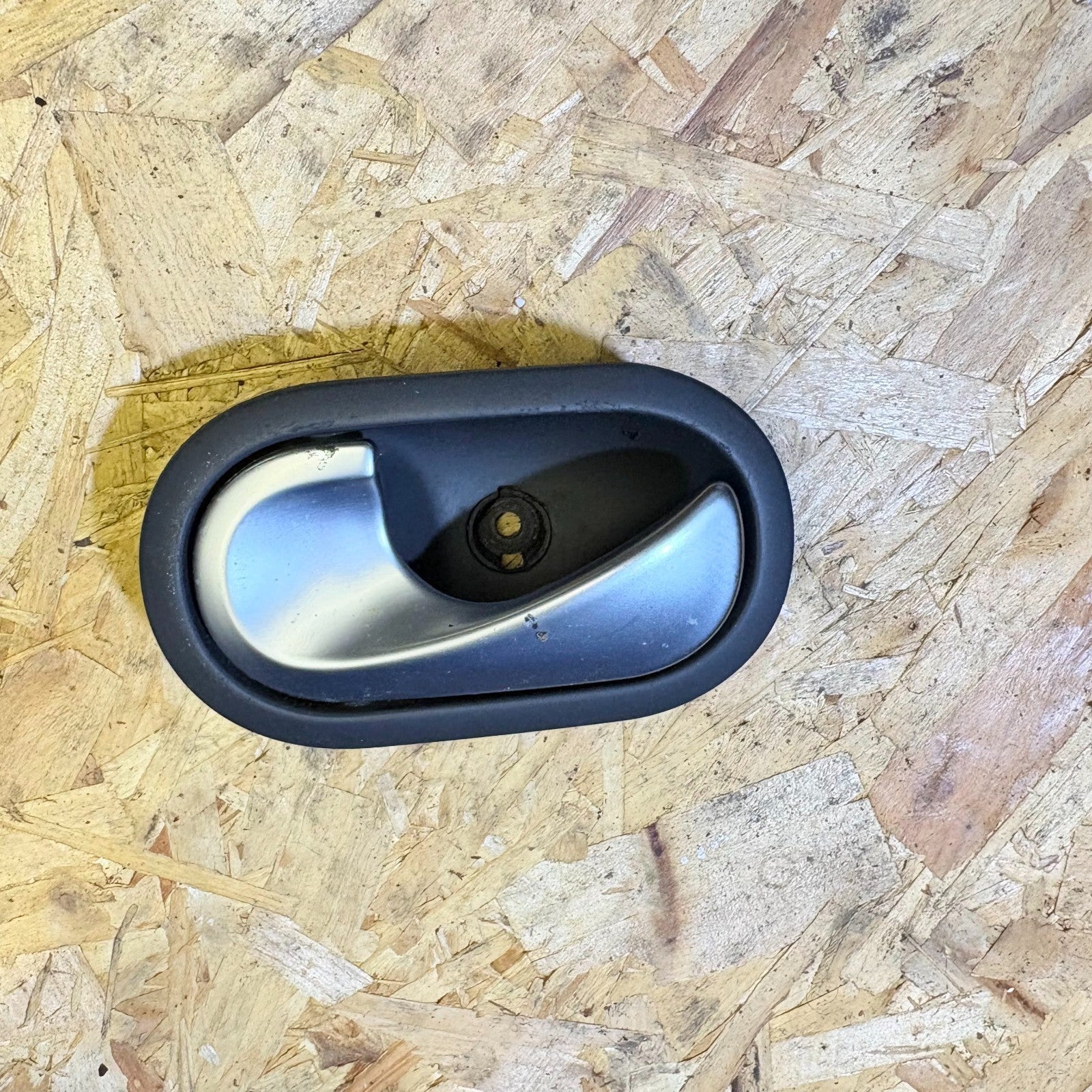 Renault Grand Scenic 2004 Left Passenger Nearside Rear Inner Door Handle