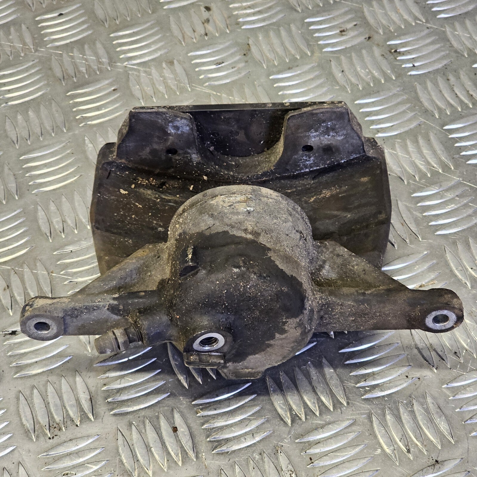 SEAT LEON CUPRA MK3 FRONT DRIVER SIDE OSF OS OFFSIDE BRAKE CALIPER 2012-2020