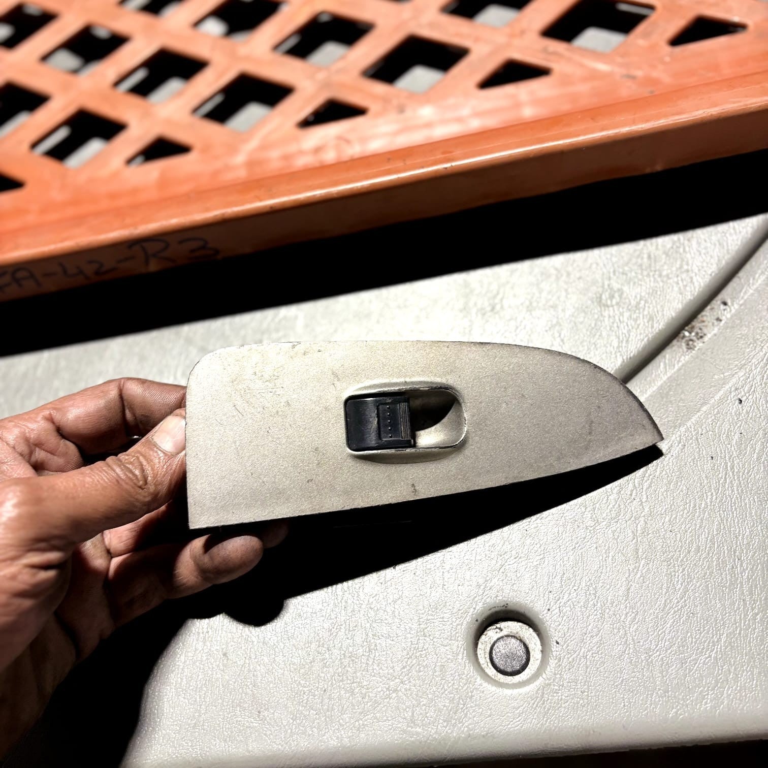 Honda Crv Driver rear Side Window Switch 83711-SCA-G010-M1 2002