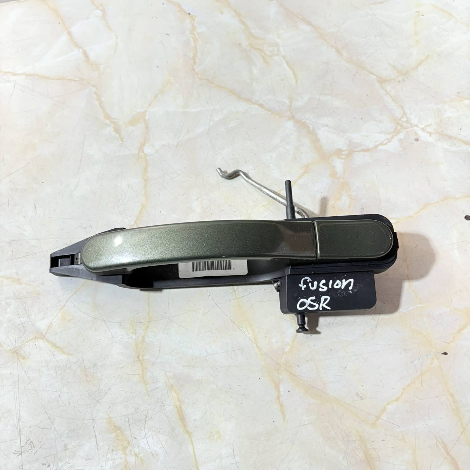 2n11n264a26cn 2n11n26Door HandleExterior, rear right side for F UK205792-29-2007