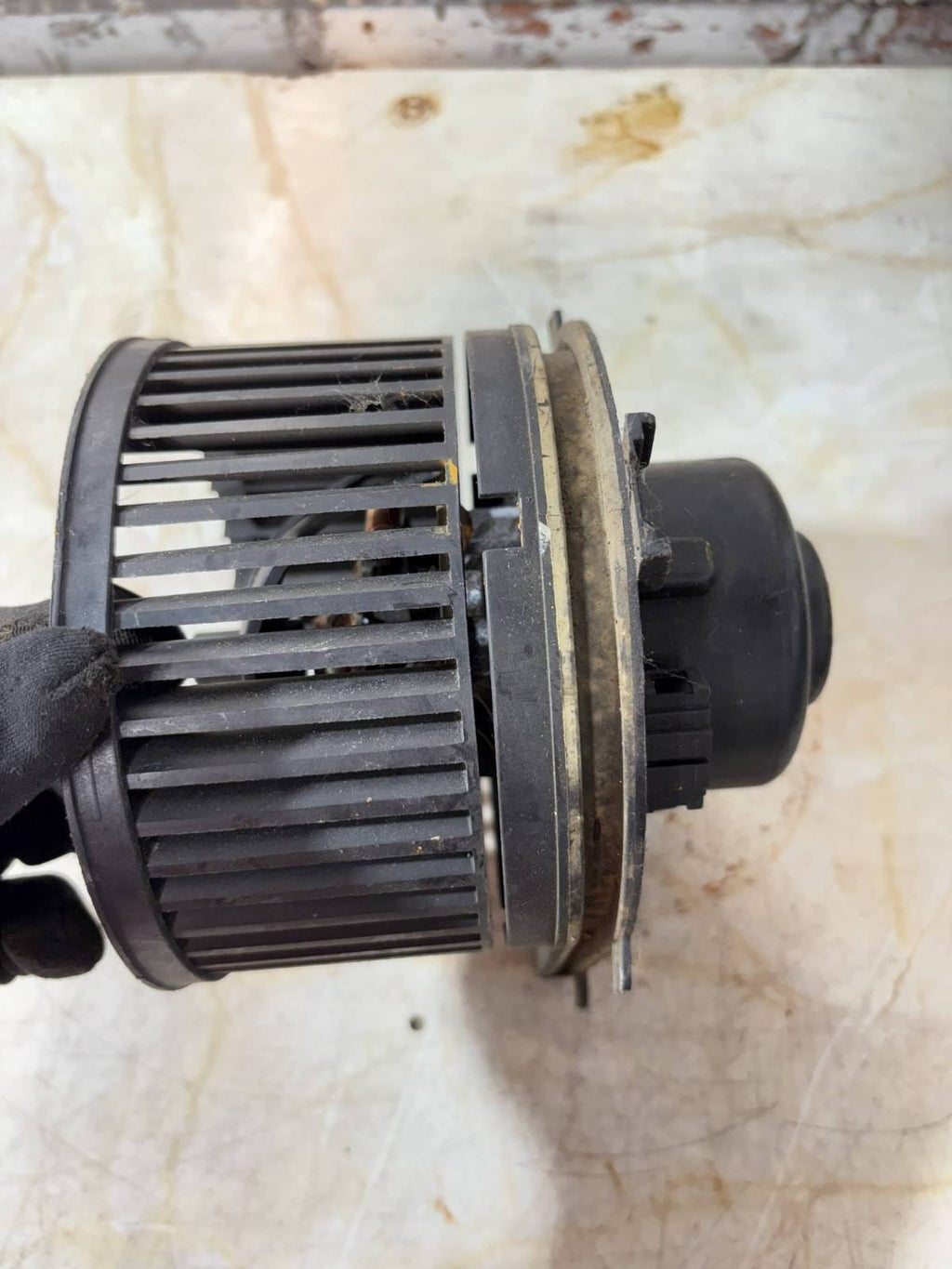 2001 VOLKSWAGEN GOLF IV HEATER BLOWER MOTOR FAN H35657880E