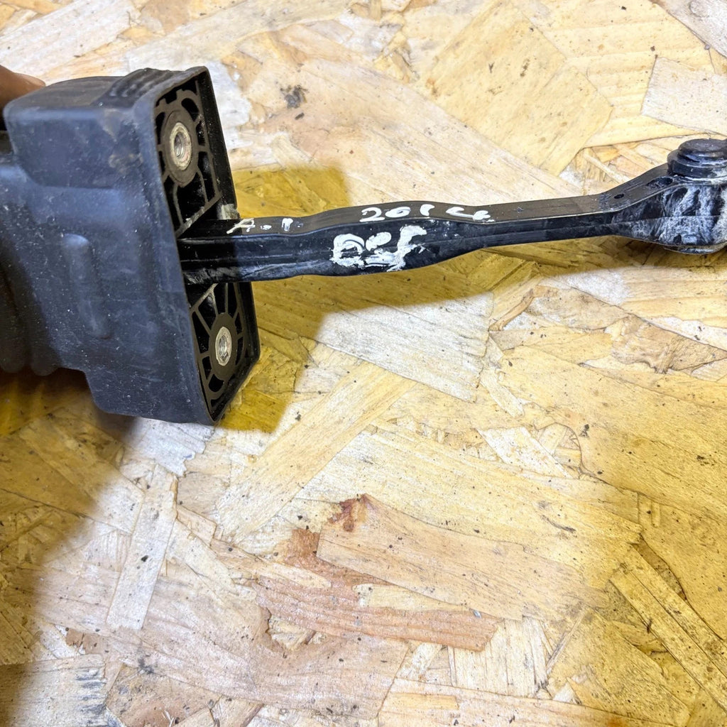 AUDI A1 MK1 2010-2018 5DR HB DRIVER SIDE FRONT DOOR CHECK STRAP
