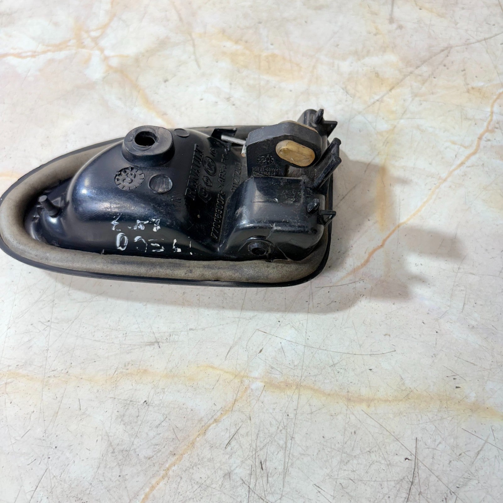 IVECO DAILY (05.06-03.12) DOOR INTERIOR HANDLE FRONT RIGHT 7700830078