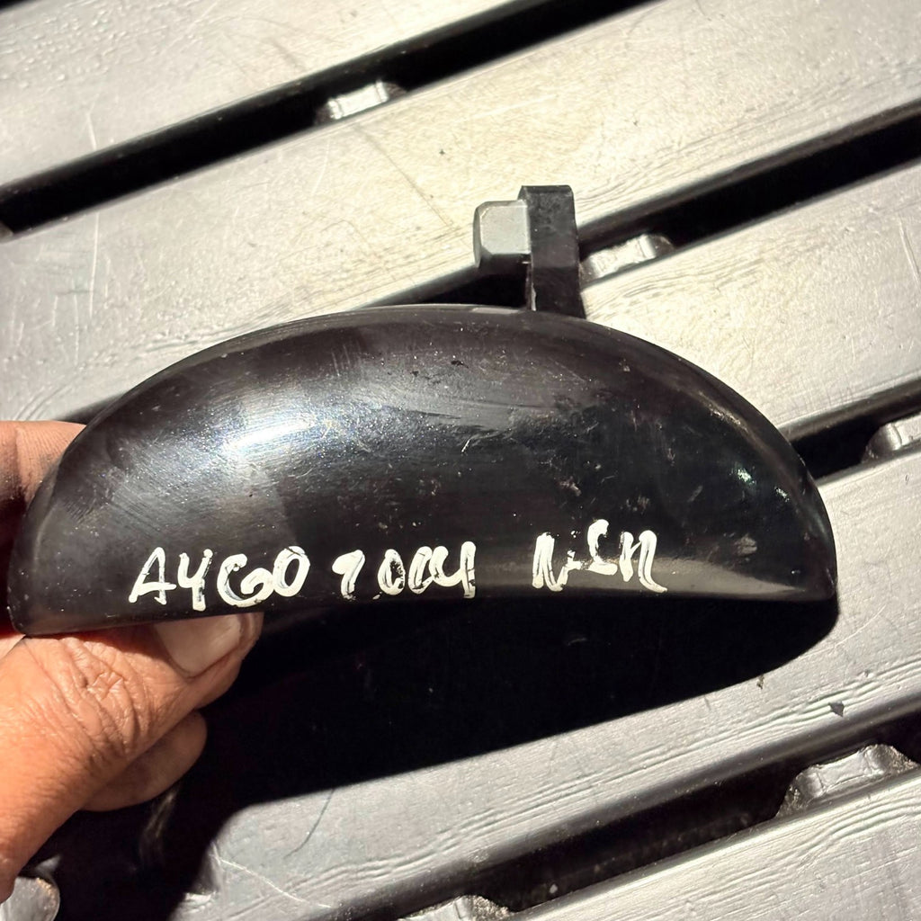 TOYOTA AYGO 2004 PASSENGER REAR LEFT NEARSIDE EXTERIOR DOOR HANDLE BLACK