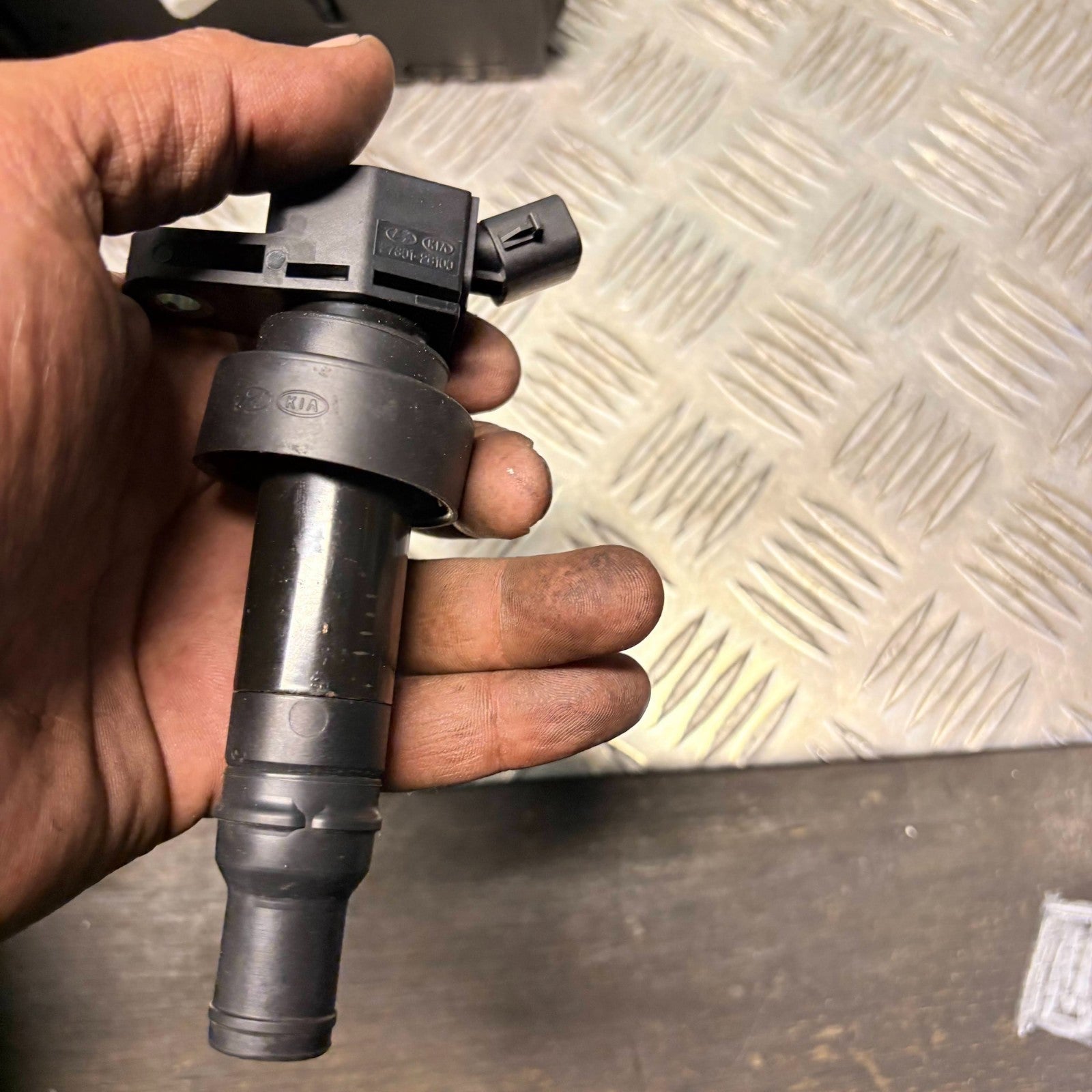 Kia Soul 2014 27301-2B010 ignition Coil Original
