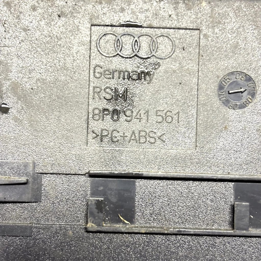 Audi A3 Mk2 Tdi Sport E3 2007 COIN STORAGE TRAY COMPARTMENT 8P0941561