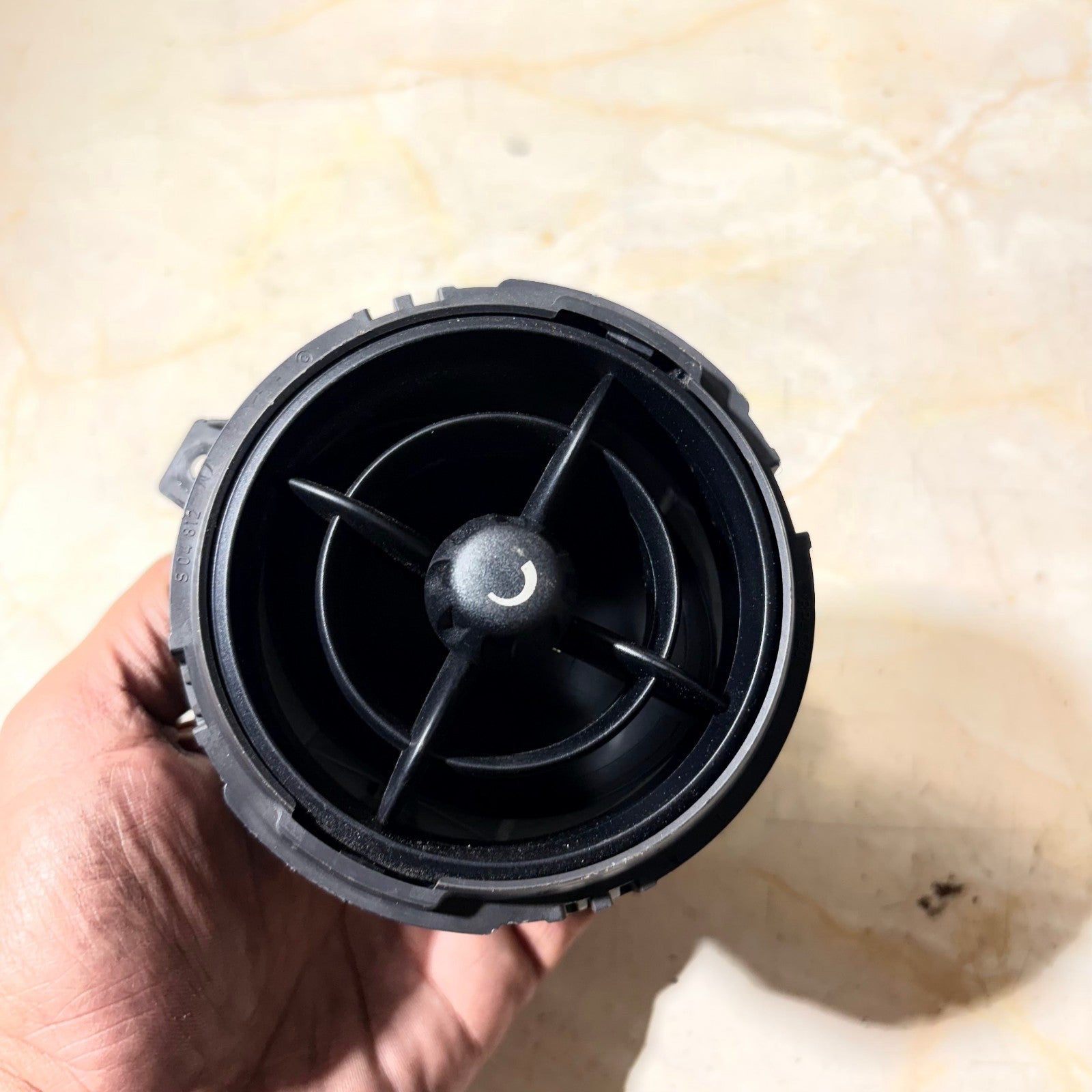 MINI ONE COOPER R56 PASSENGER LEFT AIR VENT 925401200 21086 2013 TO 2019