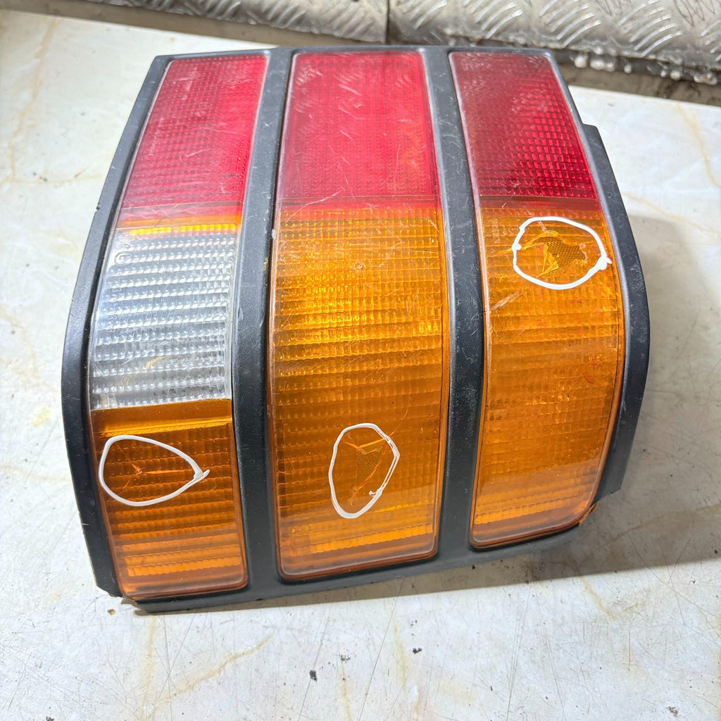 Ford Scorpio Rear Right Side taillight 7R0153374 1988-1993