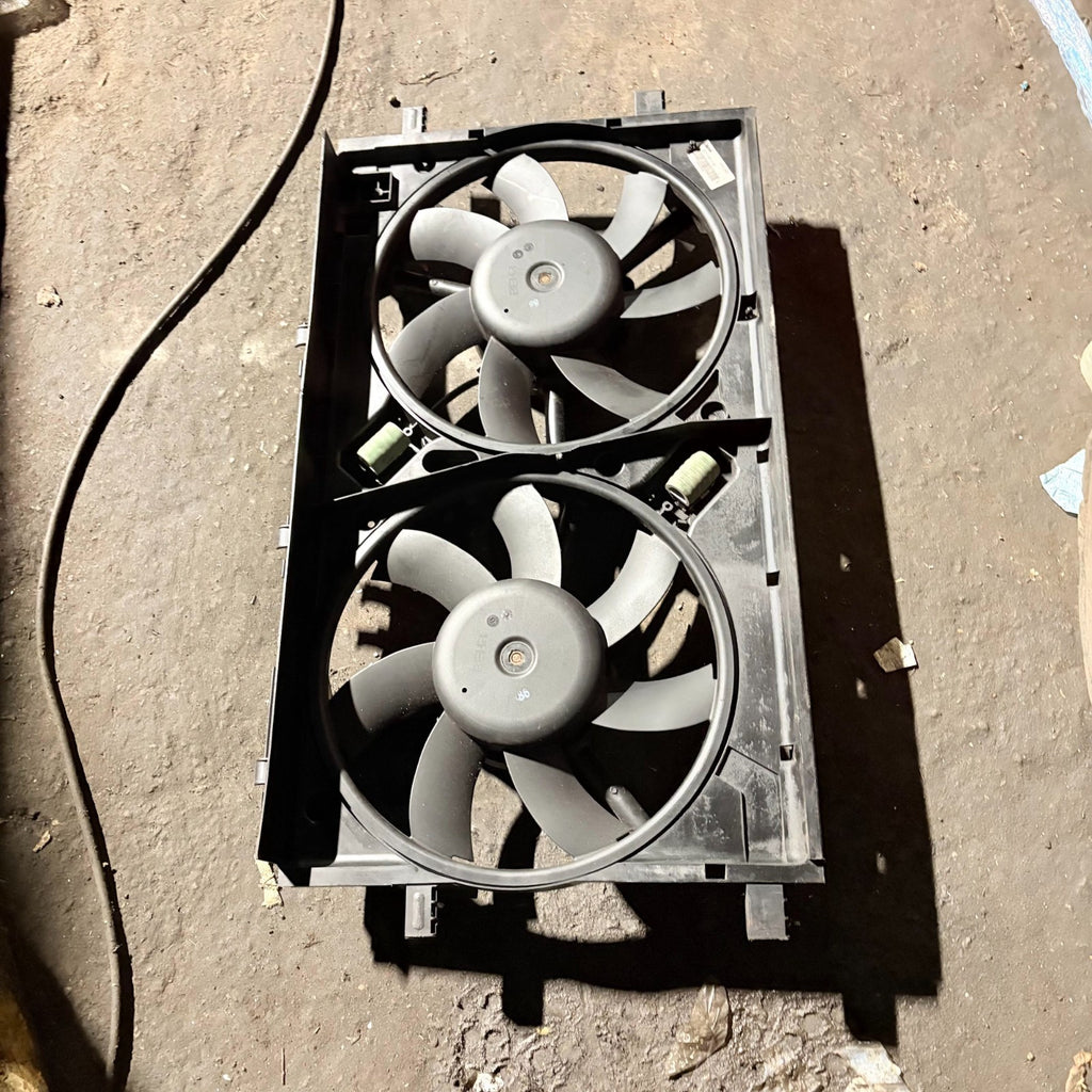 2011 VAUXHALL INSIGNIA ENGINE COOLING RADIATOR FAN P0270003