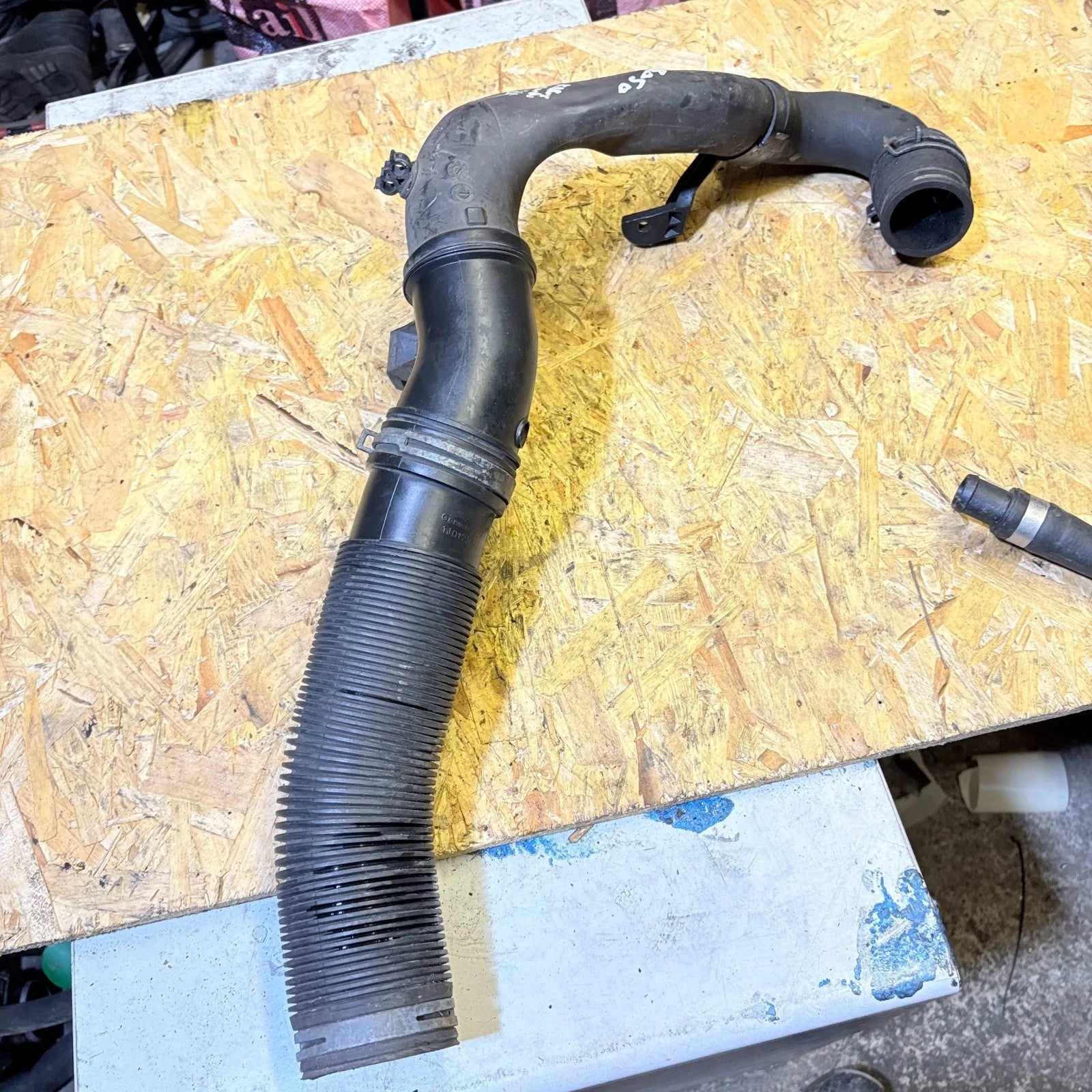 VW Beetle 1999-2005 Golf Mk4 1998-2006 1.9 TDI Intake Pipe 1J0129654S PX0446037